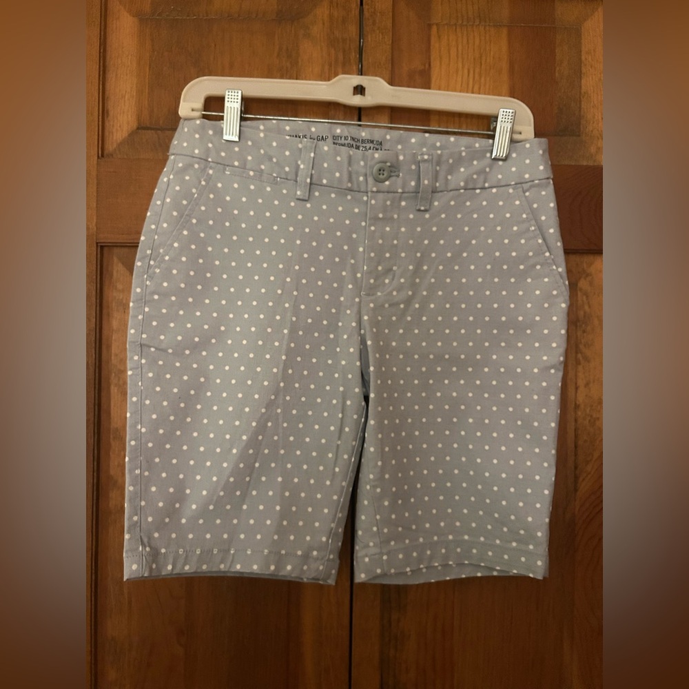 Khakis by Gap Women’s Sz 0 Blue & White Polka Dot Preppy City 10” Bermuda Shorts
